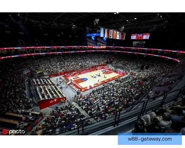 京沪大战引爆球市 海港主场票务销售火爆彰显地缘优势